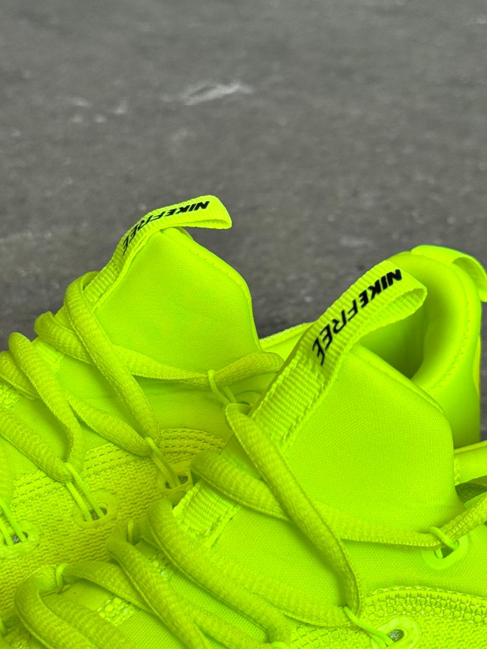 NIKE FREECOM VERDE PROMO MASTER