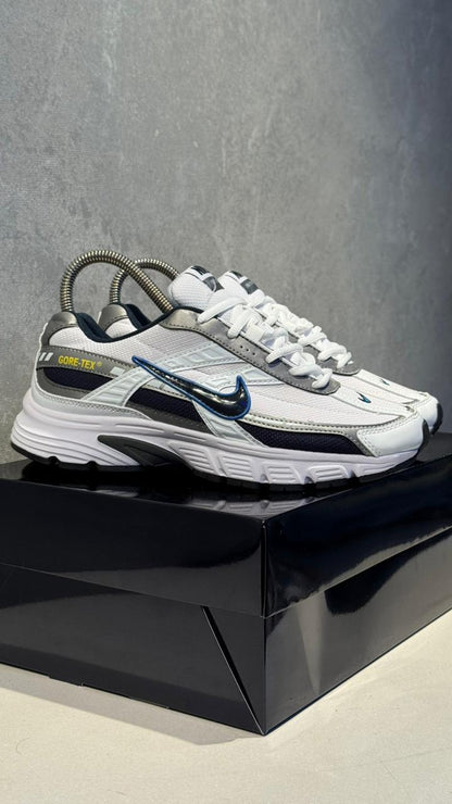 NIKE INITIATOR BLANCO AZUL