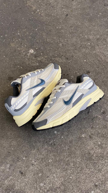 NIKE INITIATOR BLANCO BEIGE AMARILLO