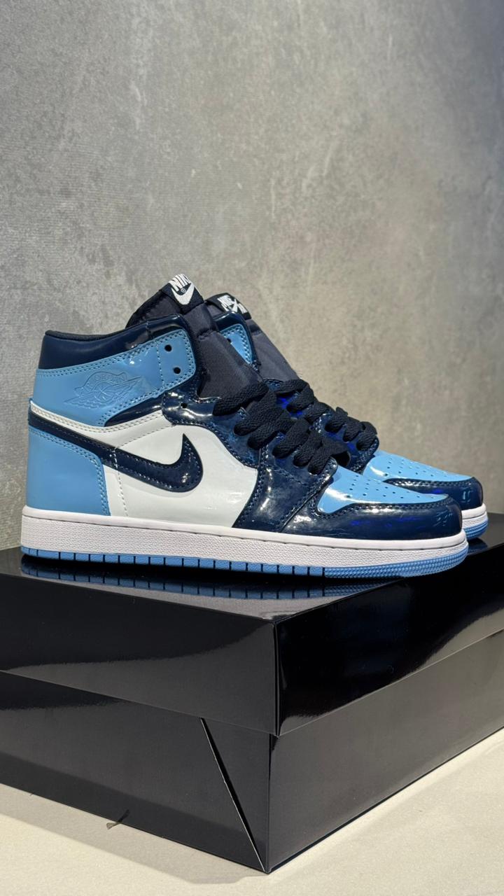 NIKE JORDAN BLUE CHAROL