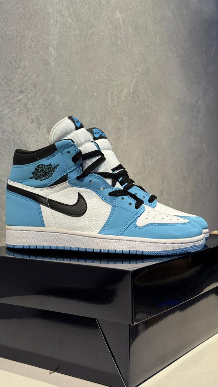 NIKE JORDAN RETRO 1 BLUE