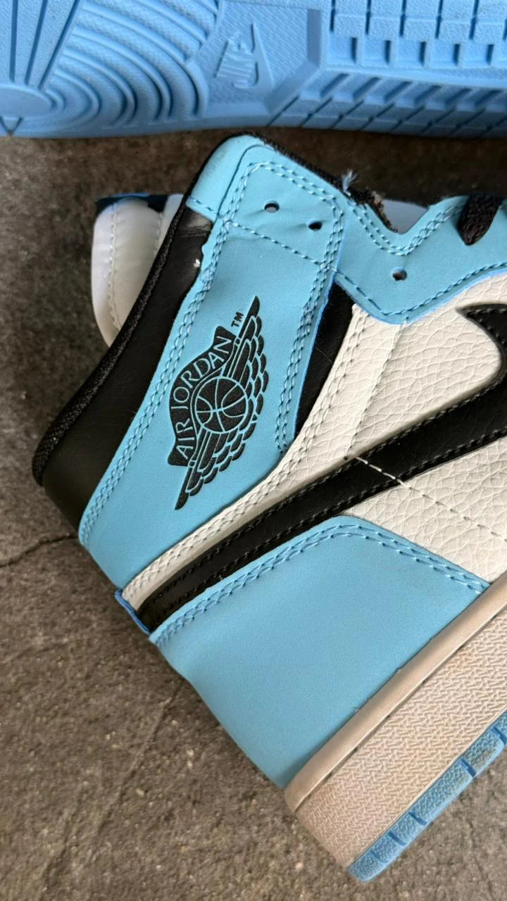 NIKE JORDAN RETRO 1 BLUE