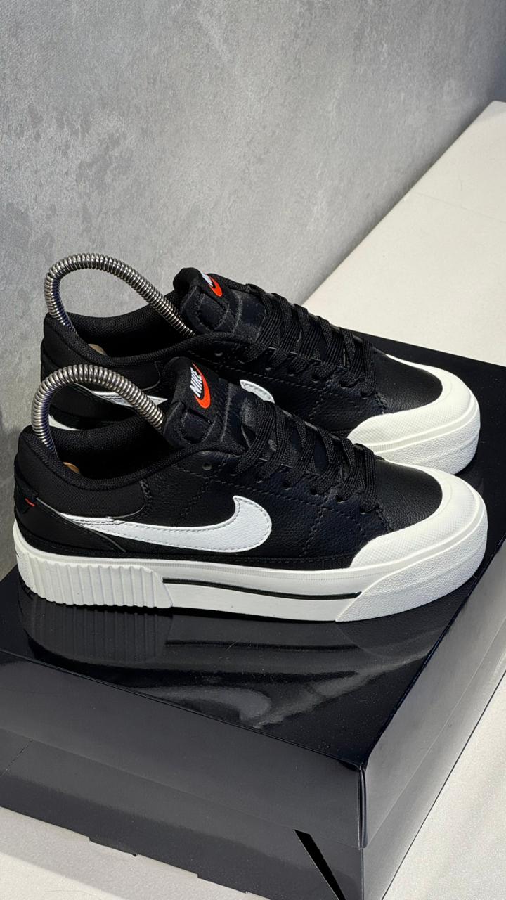 NIKE LEGACY NEGRO BLANCO