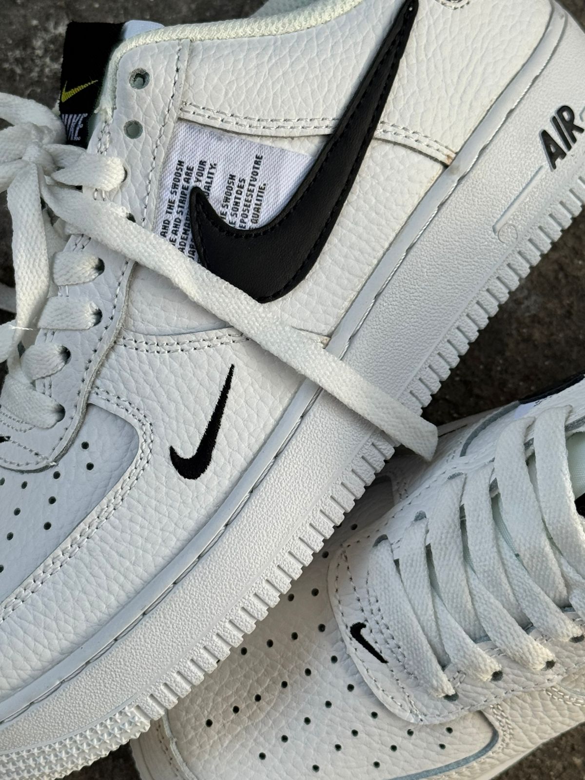 NIKE PERIODICO BLANCO