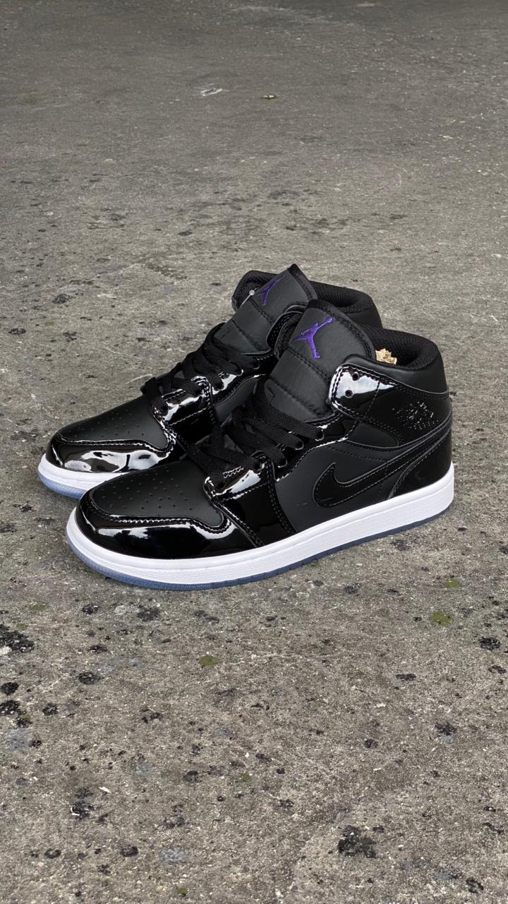 NIKE RETRO 1 BOTA CHAROL NEGRA
