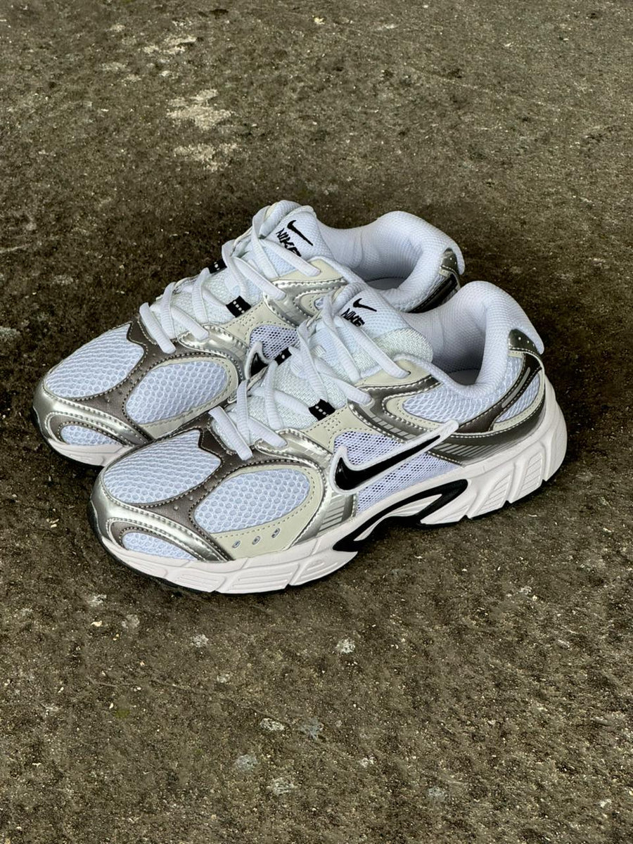 NIKE RNR BLANCO PLATA GRIS