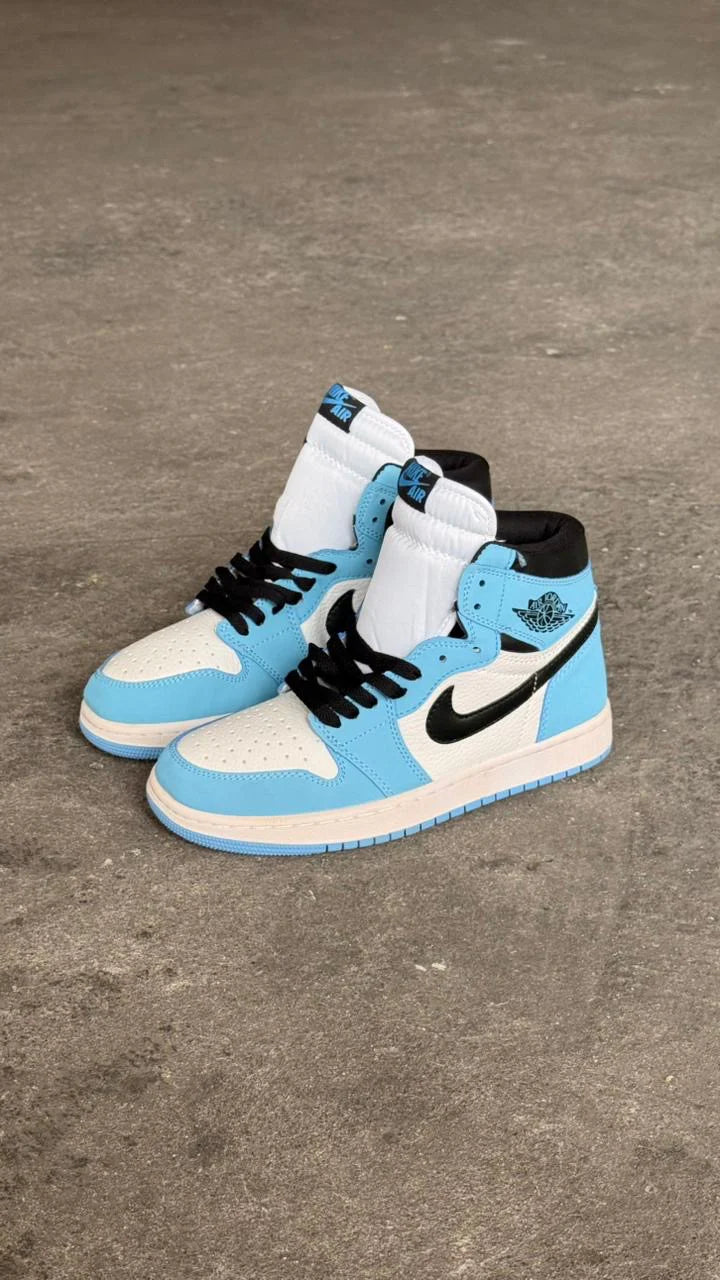 NIKE JORDAN RETRO 1 BLUE