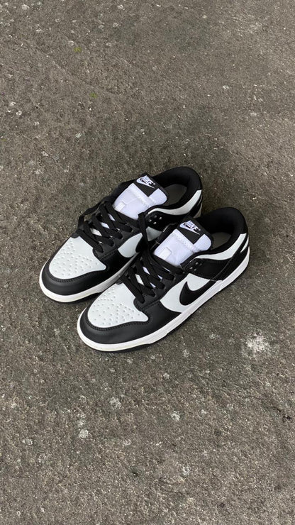 NIKE SB  PANDA