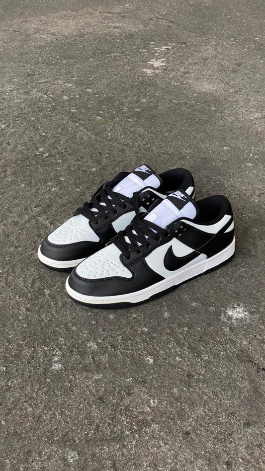 NIKE SB  PANDA