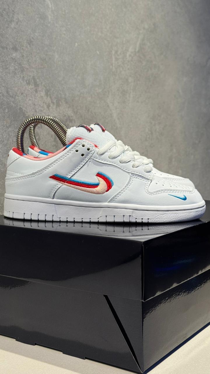 NIKE SB PARRA BLANCO