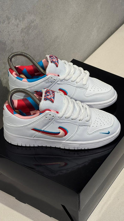 NIKE SB PARRA BLANCO