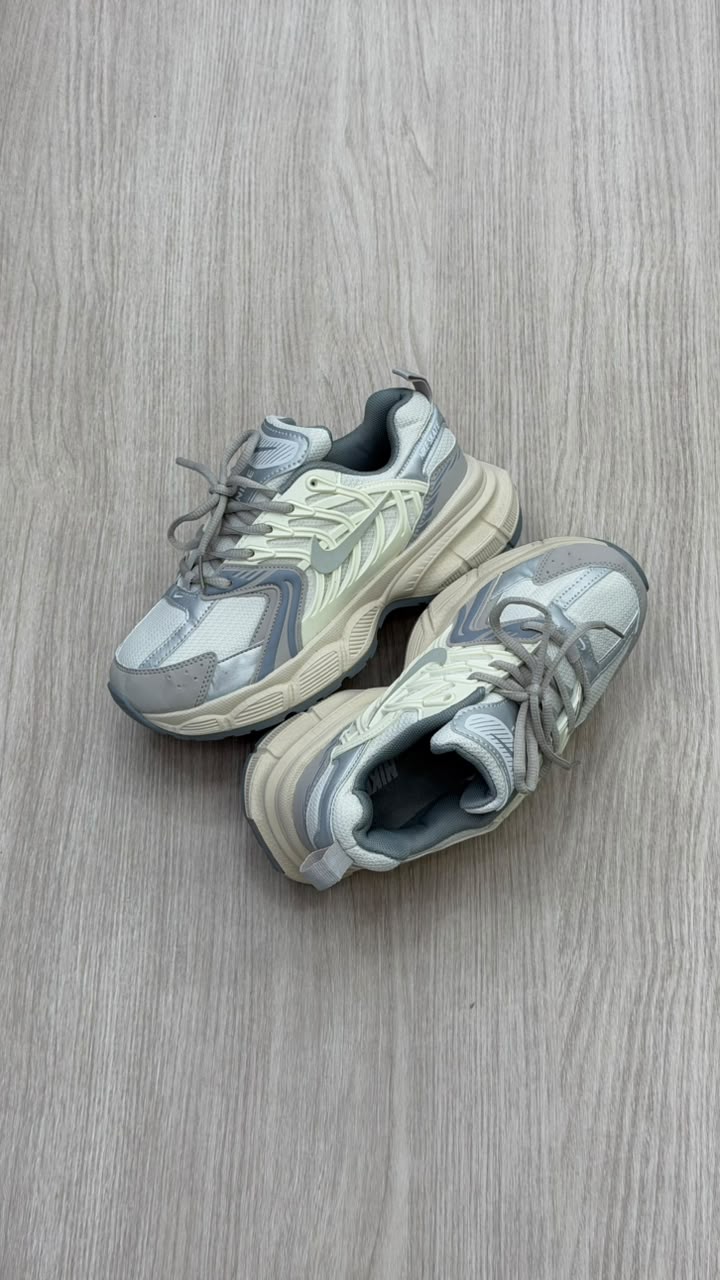 NIKE SKATE BEIGE