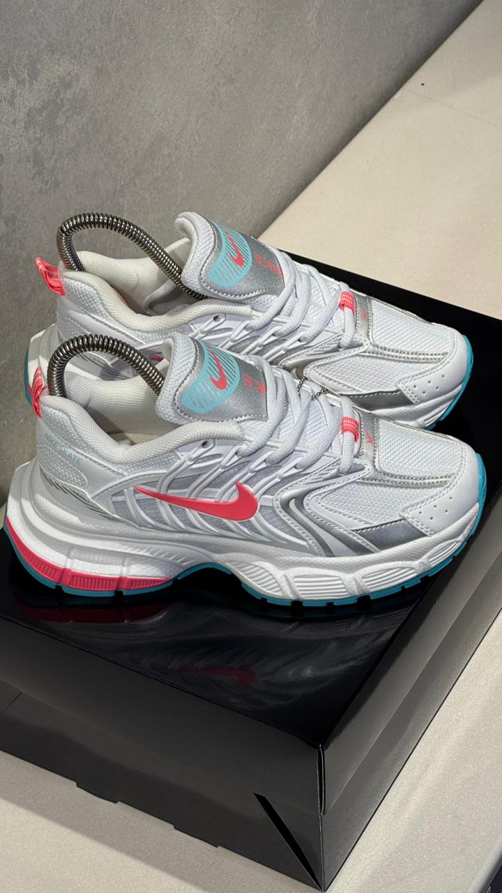 NIKE SKATE BLANCO ROSA PROMO