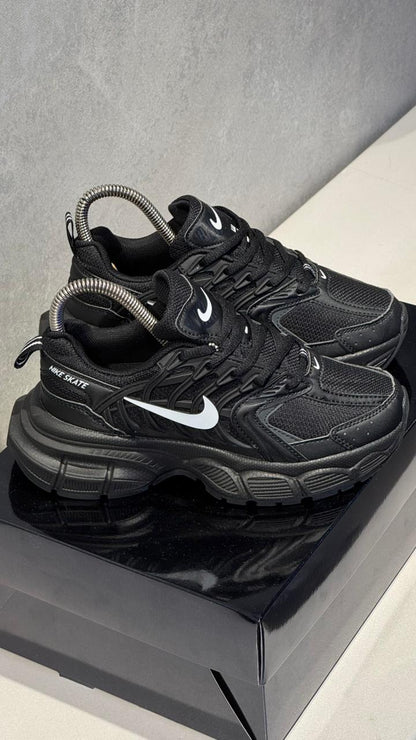 NIKE SKATE NEGRO PROMO MASTER
