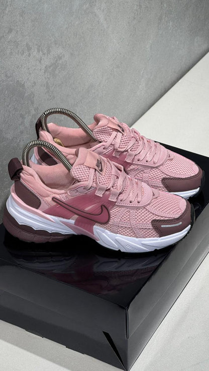 NIKE V2K ROSADO