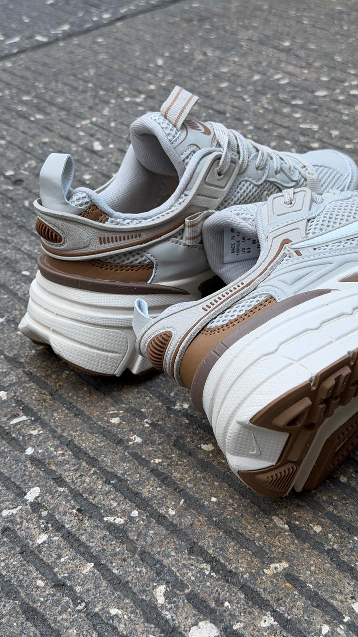 NIKE V3K SKATE BEIGE
