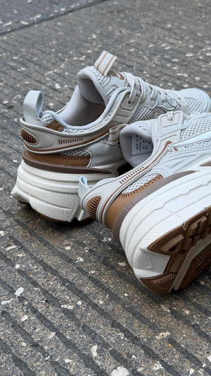NIKE V3K SKATE BEIGE