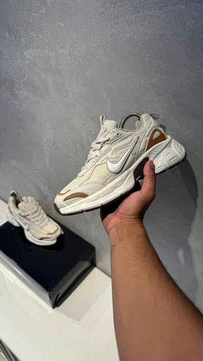 NIKE V3K SKATE BEIGE