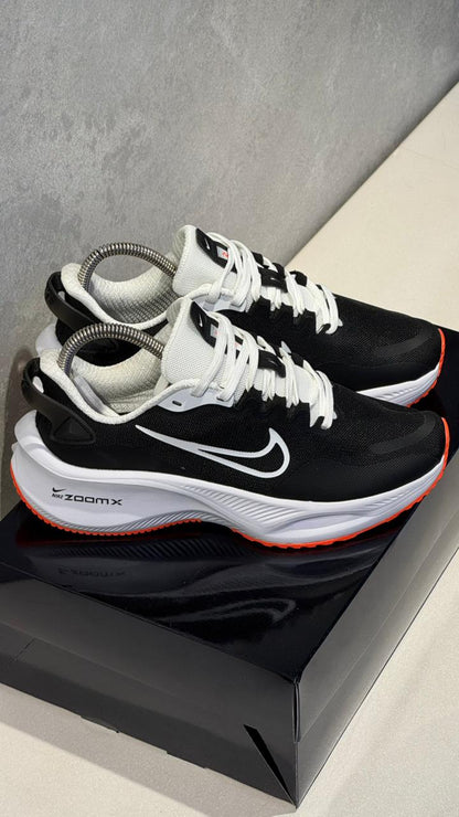 NIKE ZOOM CARITA NEGRO BLANCO SALMON