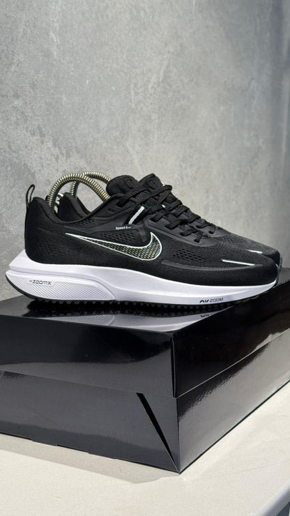 NIKE ZOOM SPEED NEGRO BLANCO