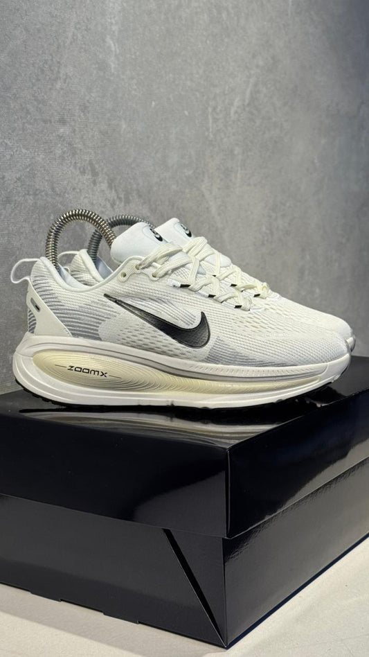 NIKE ZOOM X BLANCO BEIGE