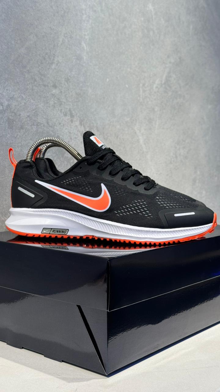 NIKE ZOON RUNNING NEGRO NARANJA