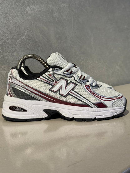 NEW BALANCE 740 PLATA VIOLETA