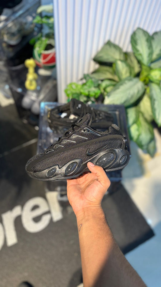 NIKE NOCTA NEGRO