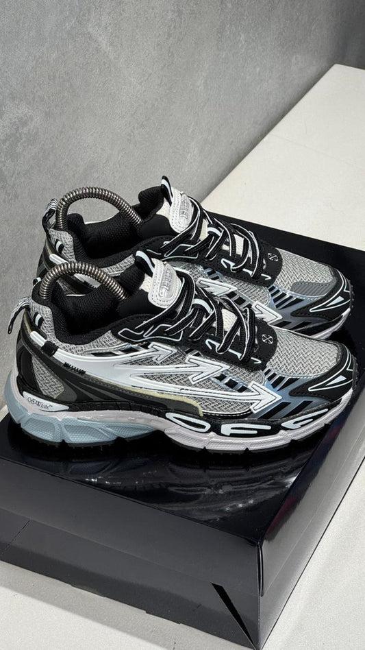 OFF WHITE 3 CHULO NEGRO BLANCO