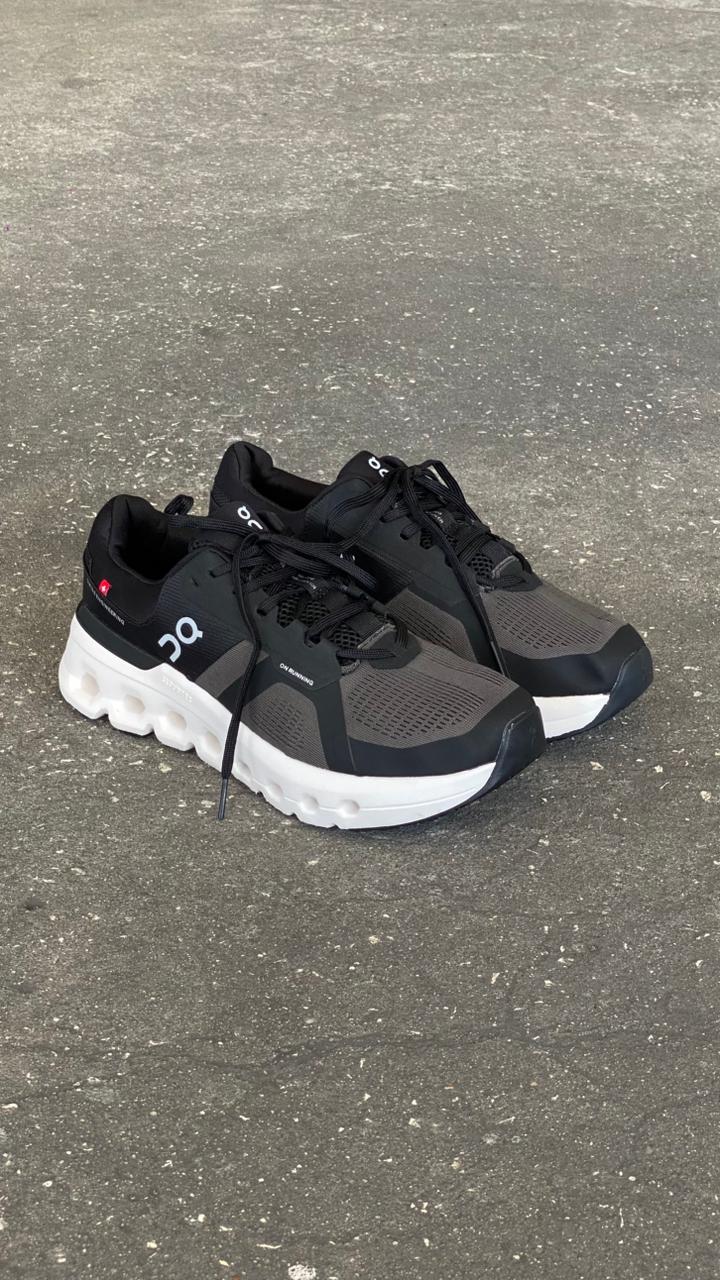 ON CLOUD CLASICO 2 NEGRO BLANCO