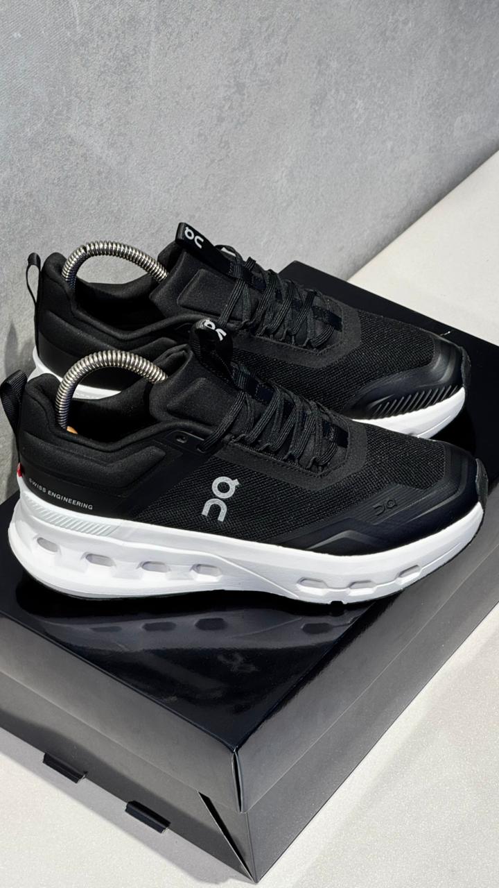 ON CLOUDTEC  NEGRO BLANCO