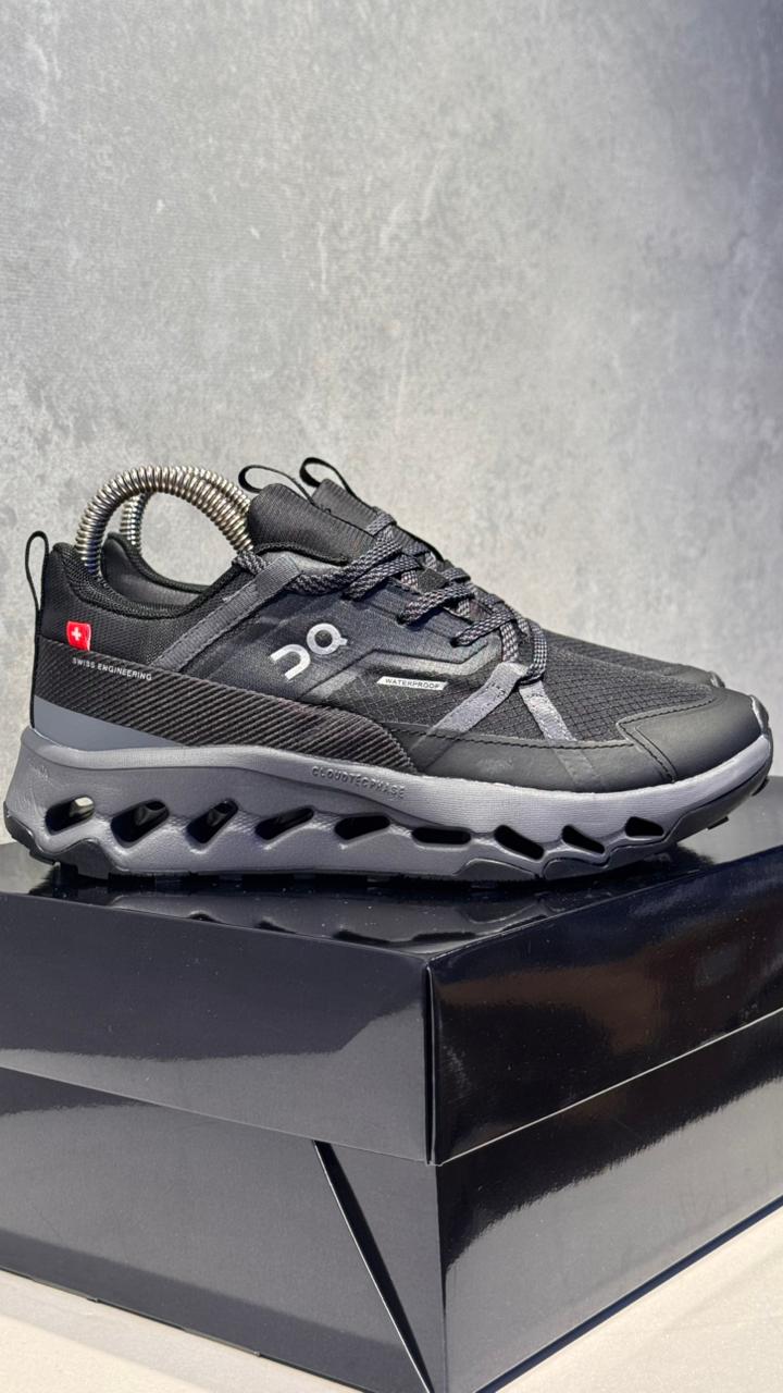ON CLOUDTEC NEGRO GRIS