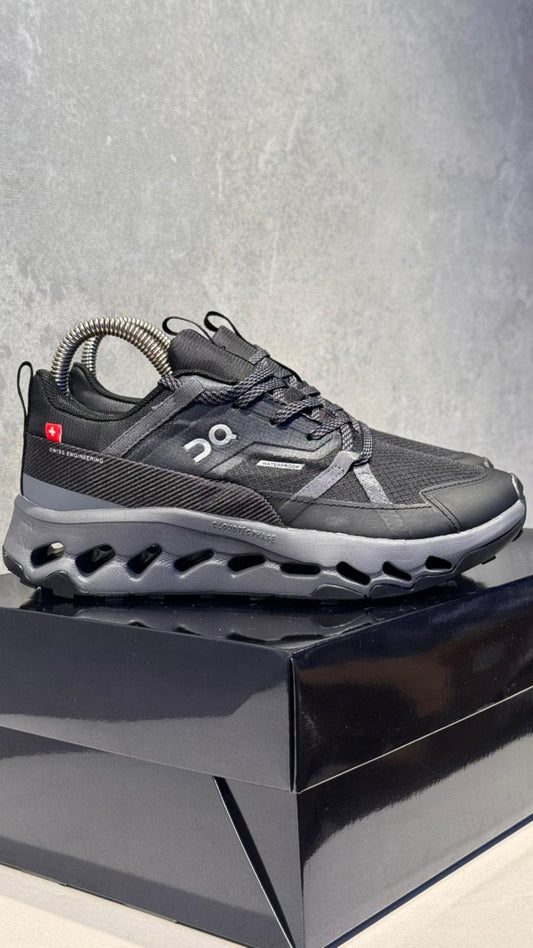 ON CLOUDTEC NEGRO GRIS