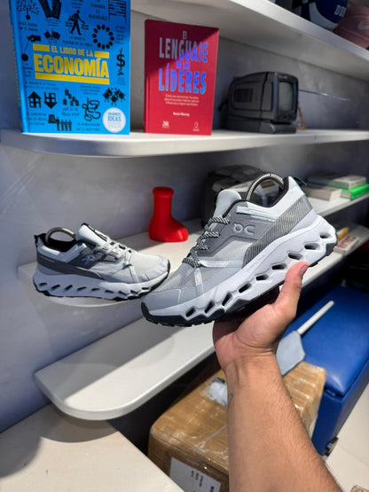 ON CLOUD Z BLANCO GRIS OSCURO