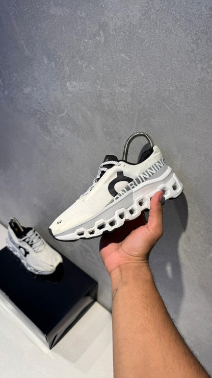 ON RUNNING BLANCO GRIS PROMO