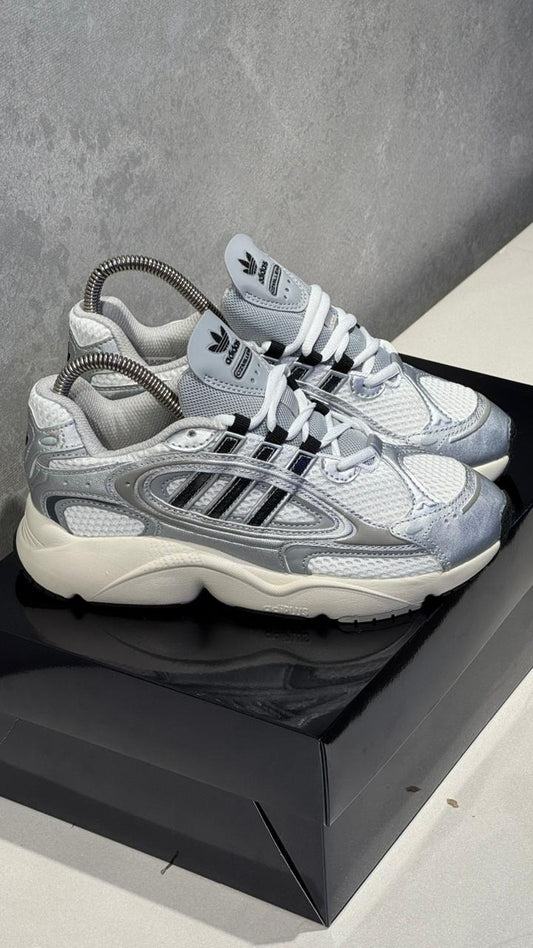 ADIDAS OZMILLEN GRIS NEGRO