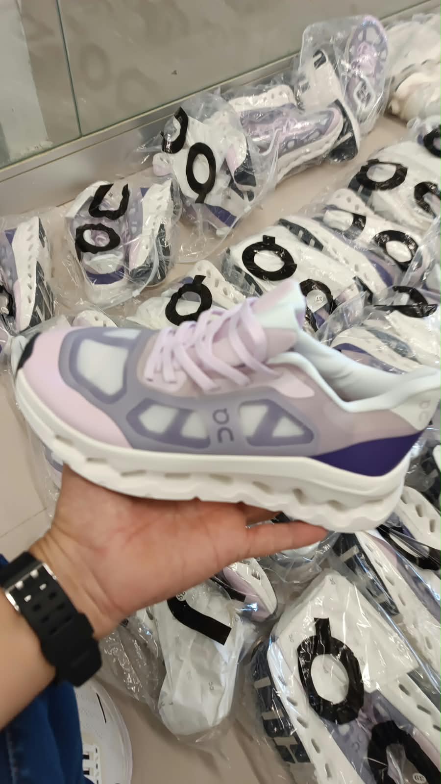 ON CLOUDTEC REMIX BLANCO ROSA LILA