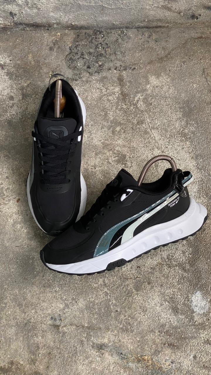 PUMA NEYMAR NEGRO BLANCO