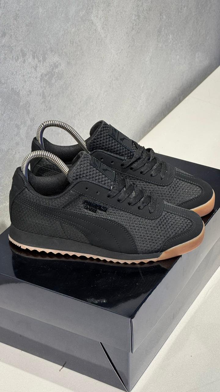 PUMA ROMA NEGRO SUELA DE BOLLO