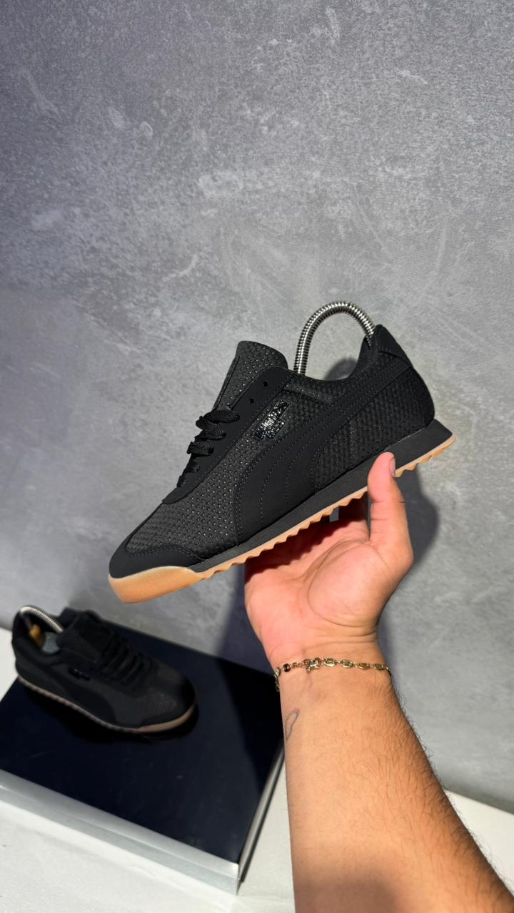 PUMA ROMA NEGRO SUELA DE BOLLO