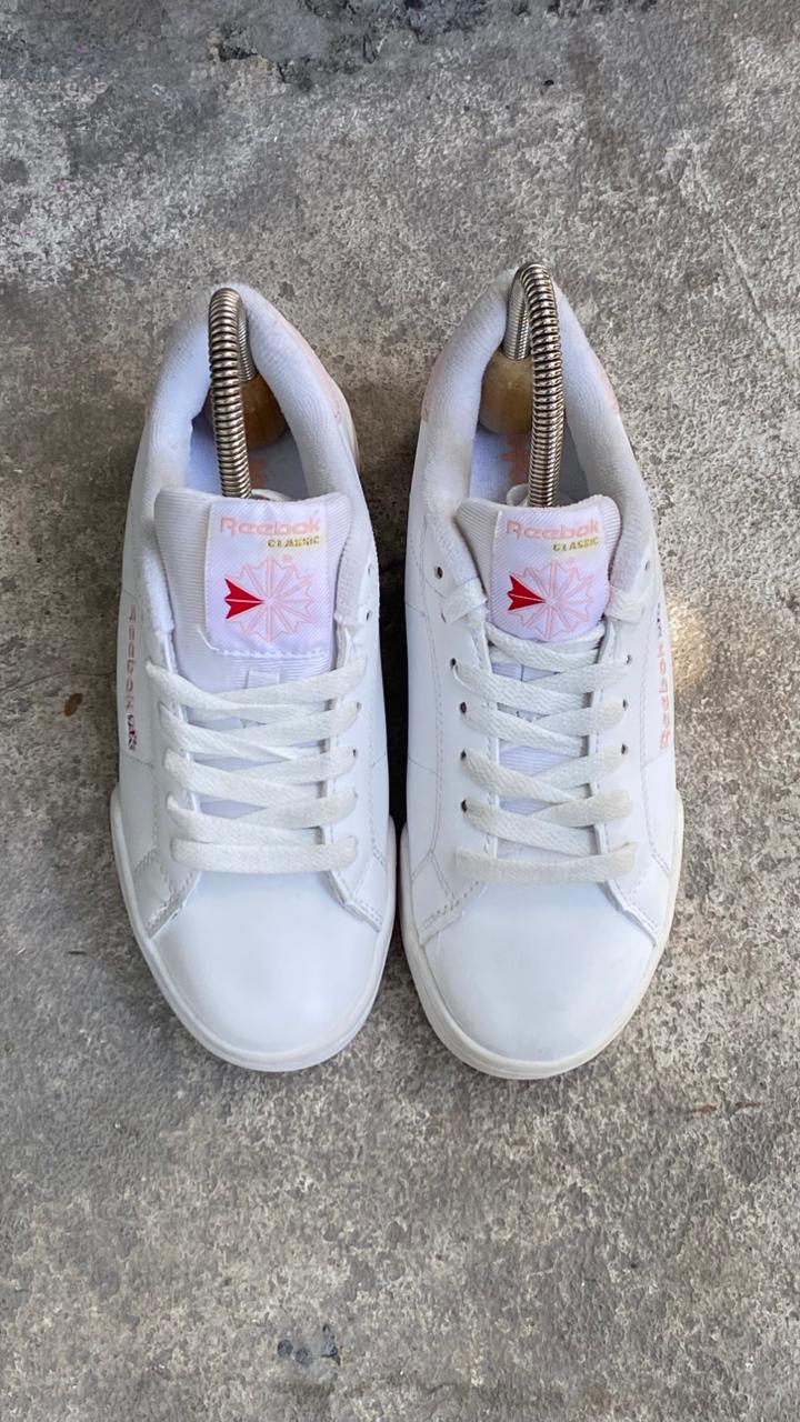 REBOOK TABLA CLASICO BLANCO ROSA PROMO