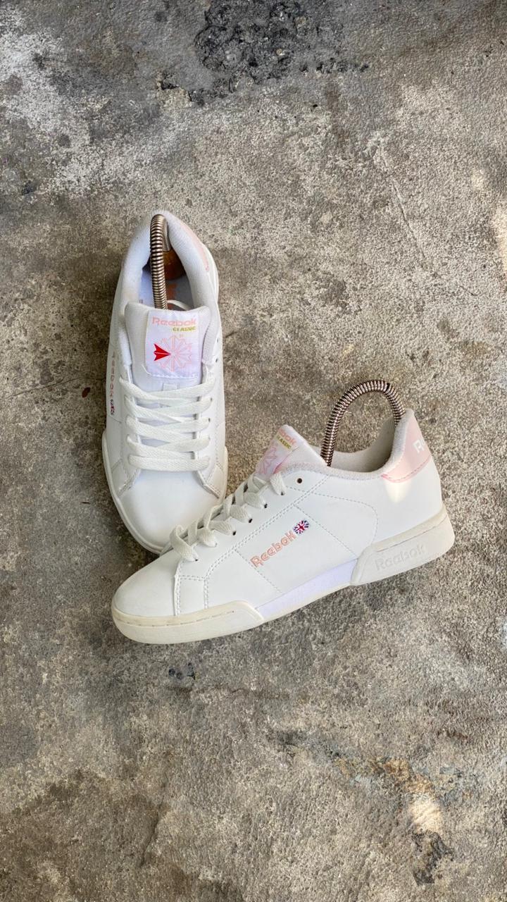 REBOOK TABLA CLASICO BLANCO ROSA PROMO