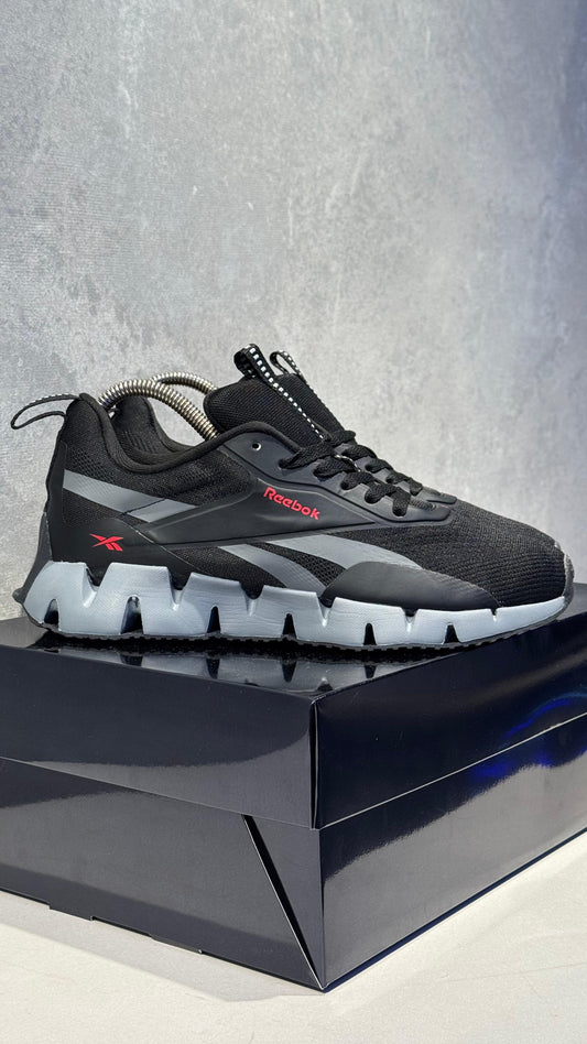 REEBOK NEGRO GRIS PROMO