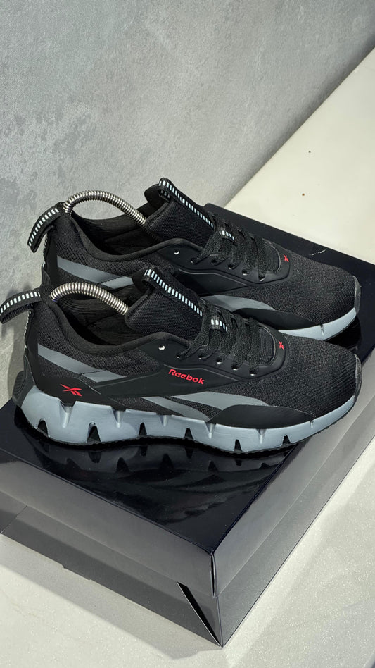 REEBOK NEGRO GRIS PROMO