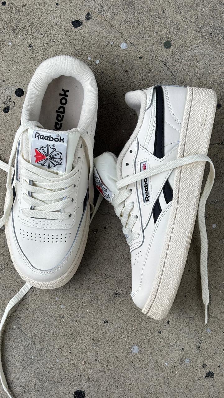 REEBOK TABLA BEIGE NEGRO