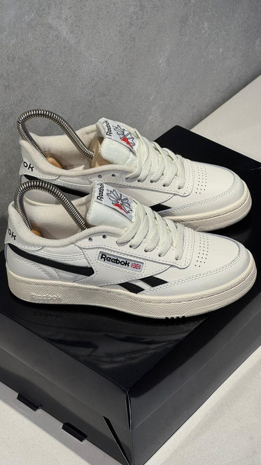 REEBOK TABLA BEIGE NEGRO PROMO