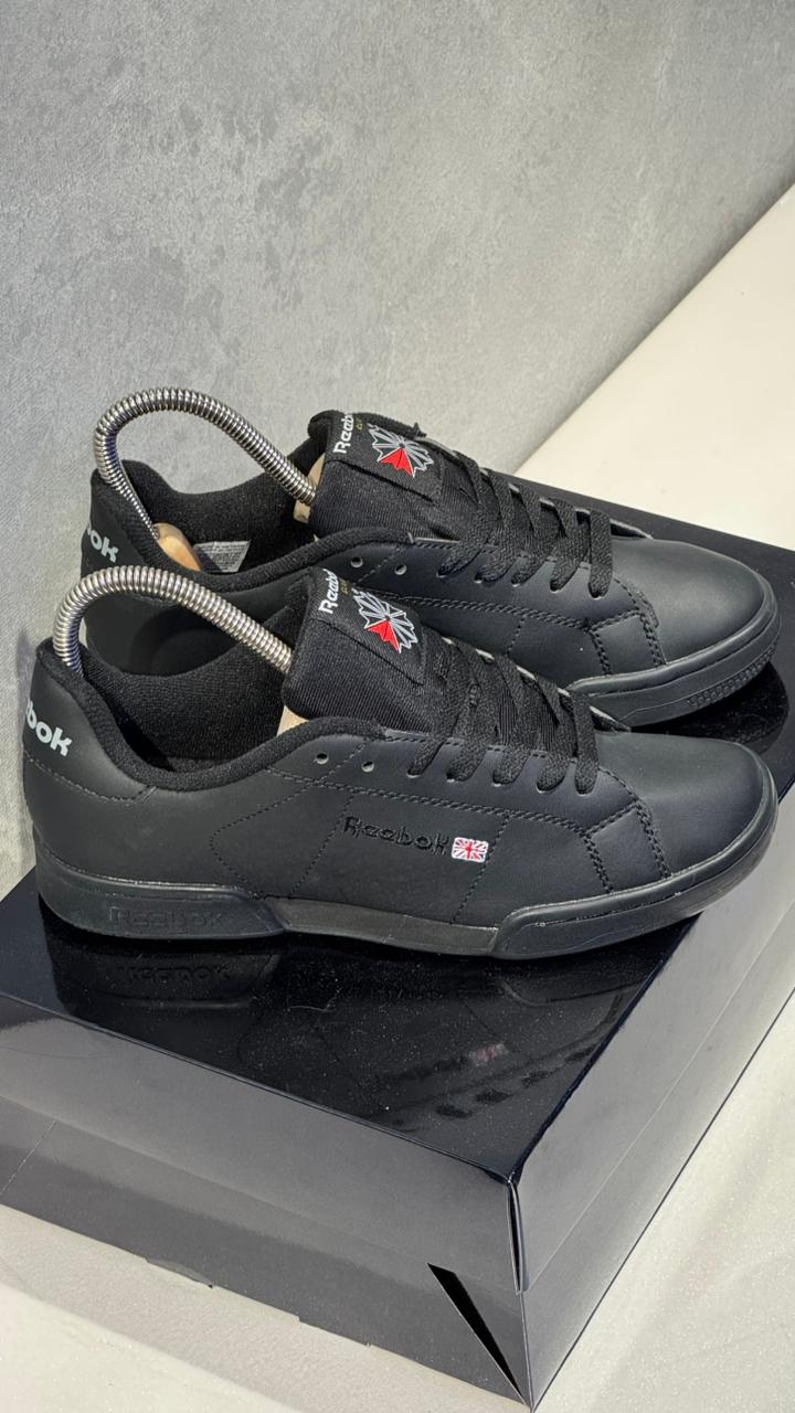 REEBOK NEGRO PROMO