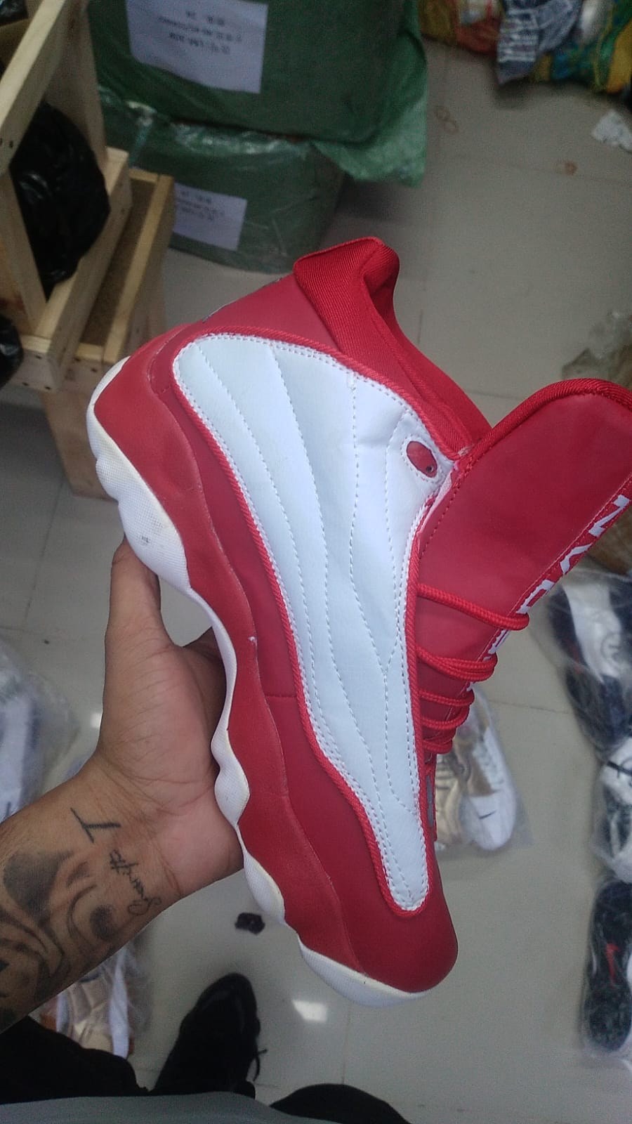 RETRO 14 BLANCA ROJA PROMO MASTER