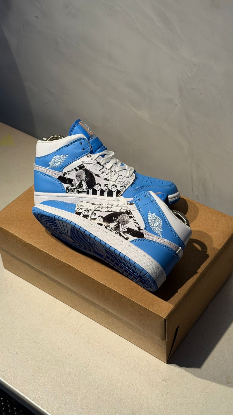 RETRO 1 BLANCO AZUL PROMO MASTER