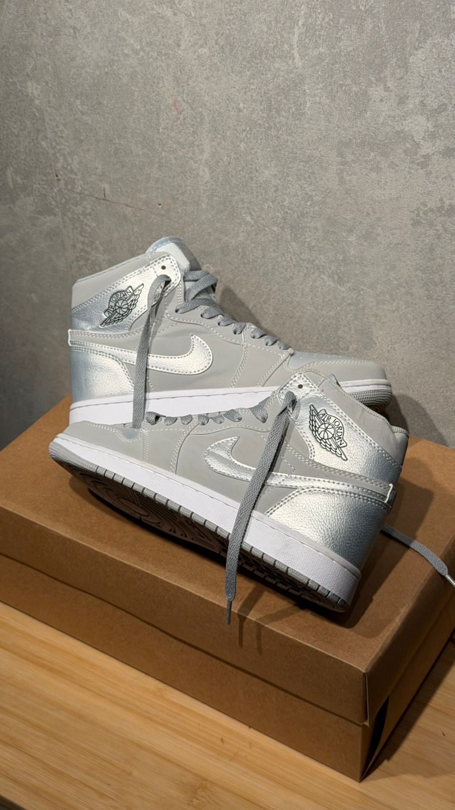 RETRO 1 GRIS PROMO MASTER
